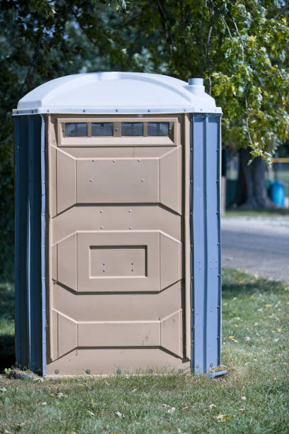 Porta potty delivery and setup in Red Lion, PA